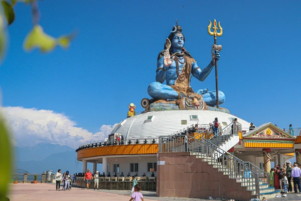 Pumdikot Shiva STatue