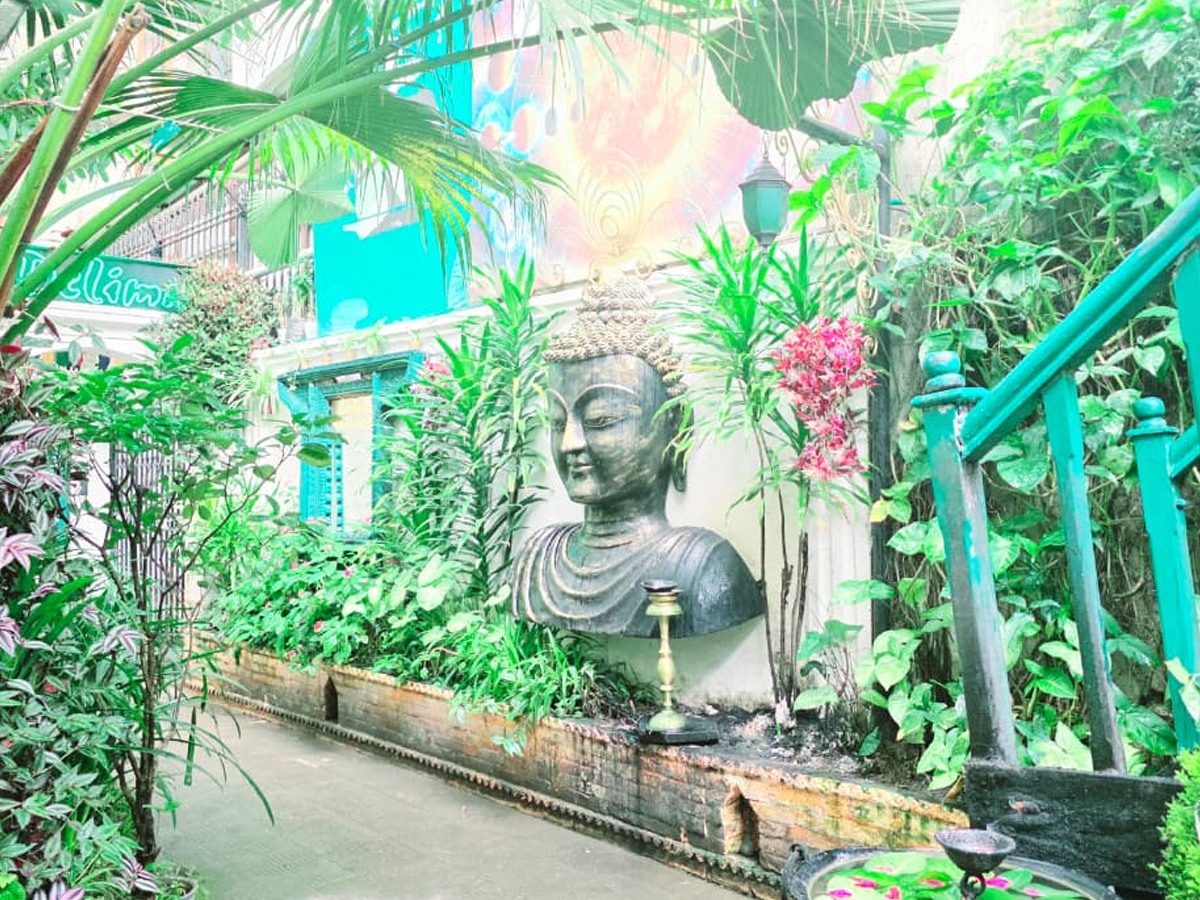 Delima Garde Cafe Entrance